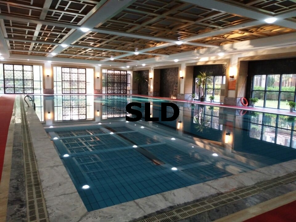 武漢室內游泳池水質白濁難處理?酵素澄清劑兩步循環(huán)恢復清澈